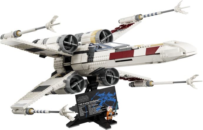 X-wing Starfighter LEGO set